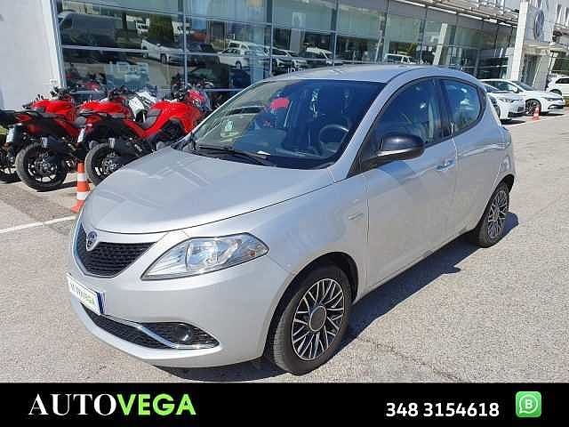 Lancia Ypsilon 1.3 mjt silver s&s 95cv