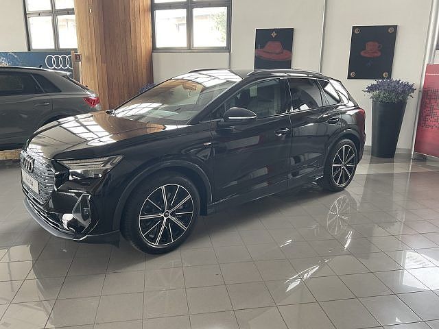 Audi Q4 e-tron 45 s line edition quattro