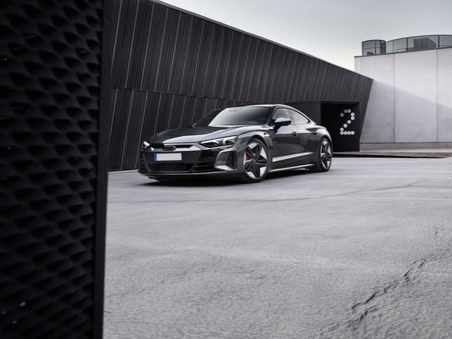 Audi e-tron GT e-tron GT RS quattro FULL  LISTINIO 192000,00