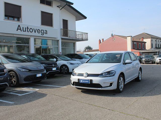 Volkswagen e-Golf 5p