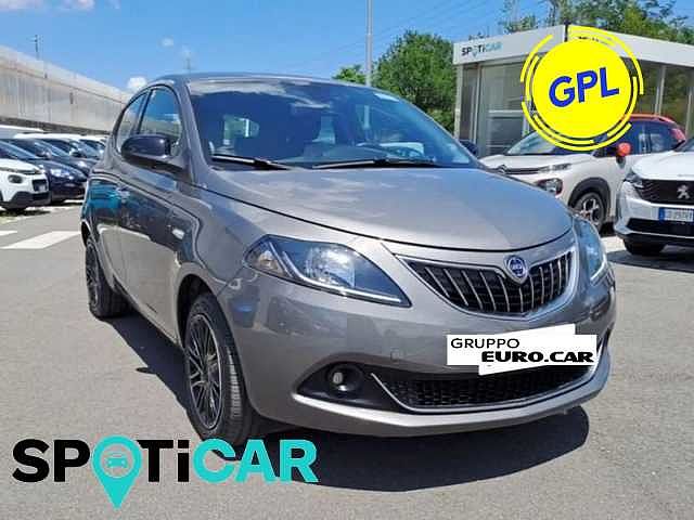 Lancia Ypsilon 1.2 69 CV 5 porte GPL Gold