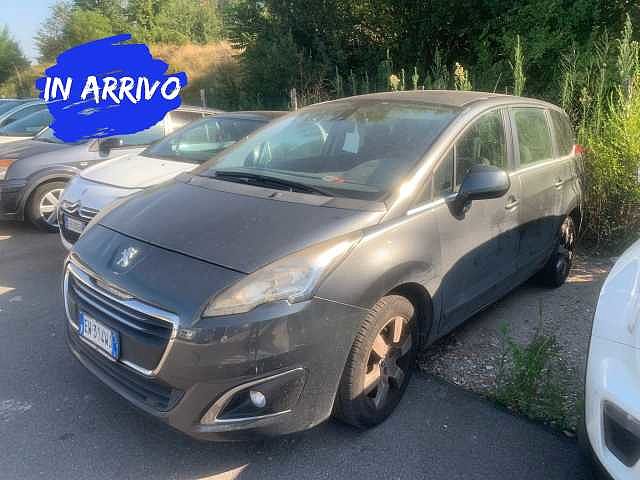 Peugeot 5008 Active 7 POSTI da Gruppo Euro.car