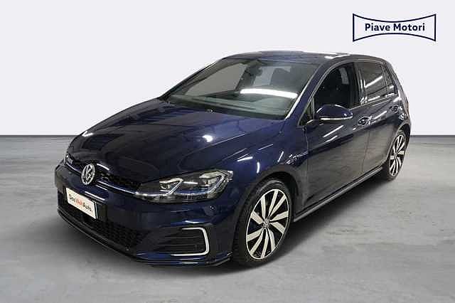 Volkswagen Golf 7ª serie GTE 1.4 TSI DSG 5p. Plug-In-Hybrid da Piave Motori