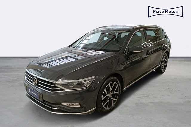 Volkswagen Passat 8ª serie Variant 2.0 TDI 190 CV 4MOTION DSG Executive da Piave Motori