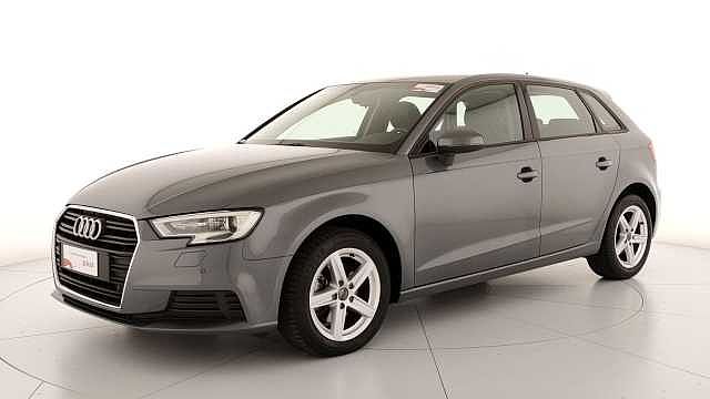 Audi A3 3ª serie SPB 1.6 TDI 116 CV Business da Auto Zentrum Torino