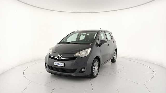 Toyota Verso-S 1.3 MT