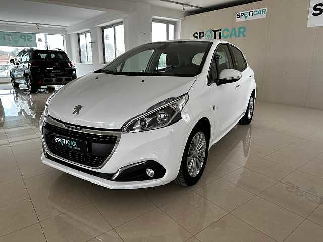 Peugeot 208 PureTech Turbo 110 EAT6 S&S 5 porte Allure da CAPPELLO GIOVANNI & FIGLI SRL