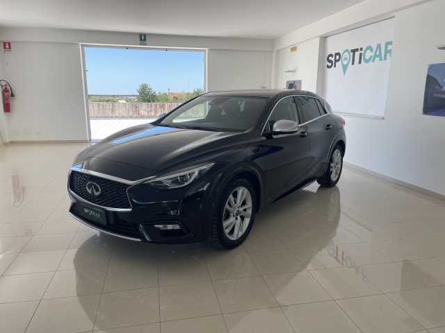 Infiniti Q30 1.5 diesel DCT Business Executive