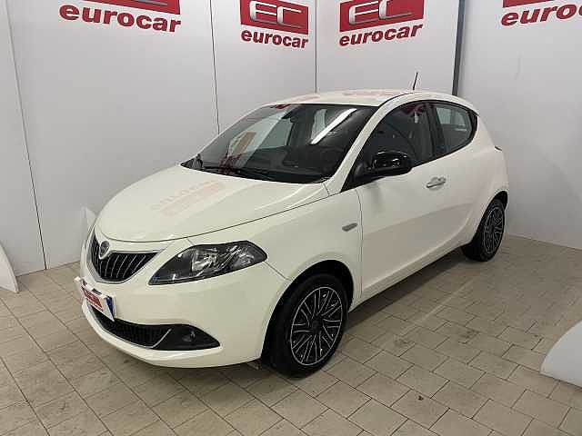 Lancia Ypsilon 3ª serie 1.0 FireFly 5 porte S&S Hybrid Ecochic Gold