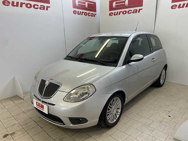 Lancia Ypsilon 2ª serie 1.3 MJT 75 CV Oro Bianco da Eurocar Srl