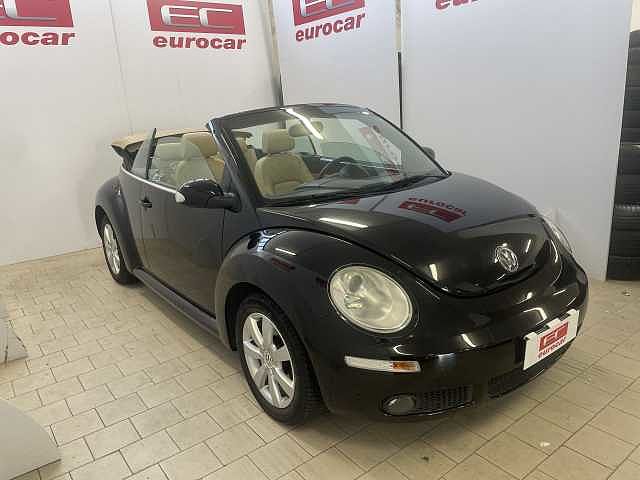 Volkswagen New Beetle 1.6 Cabrio da Eurocar Srl