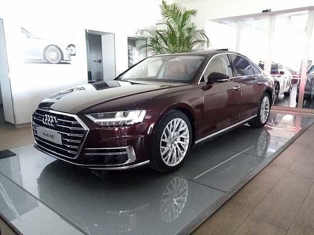 Audi A8 4ª serie 50 TDI quattro tiptronic da Magnifica Srl