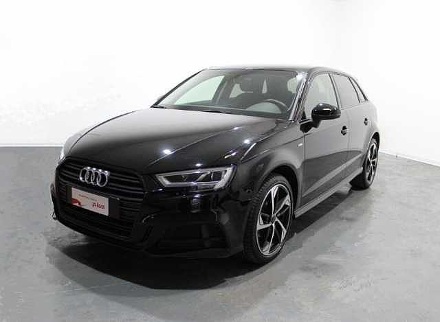 Audi A3 3ª serie SPB 30 TFSI Admired da Magnifica Srl