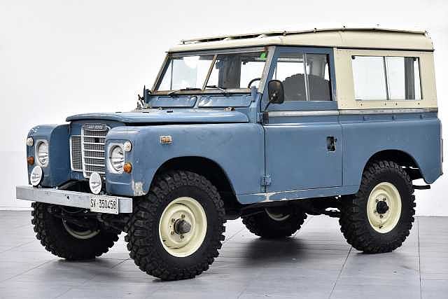 Land Rover Defender 88 2.3 D