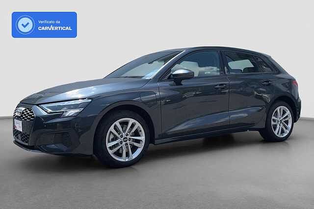 Audi A3 Sportback 1.4 TFSIe Stronic Business