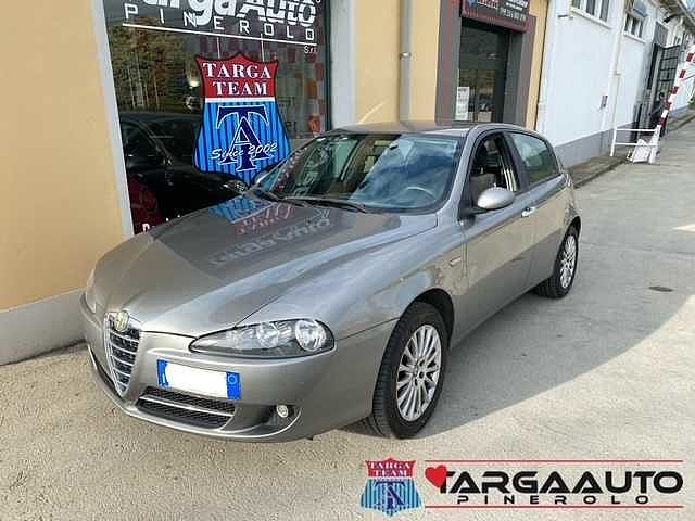 Alfa Romeo 147 1.9 JTD M-JET 8V 5 porte Prog. da Targa Auto S.r.l.