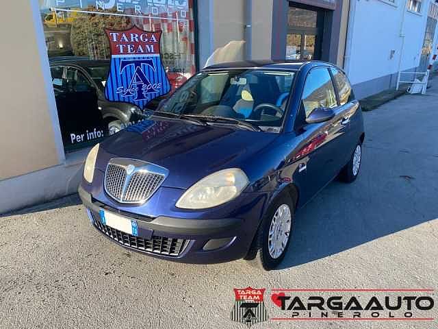 Lancia Ypsilon 1.2 da Targa Auto S.r.l.