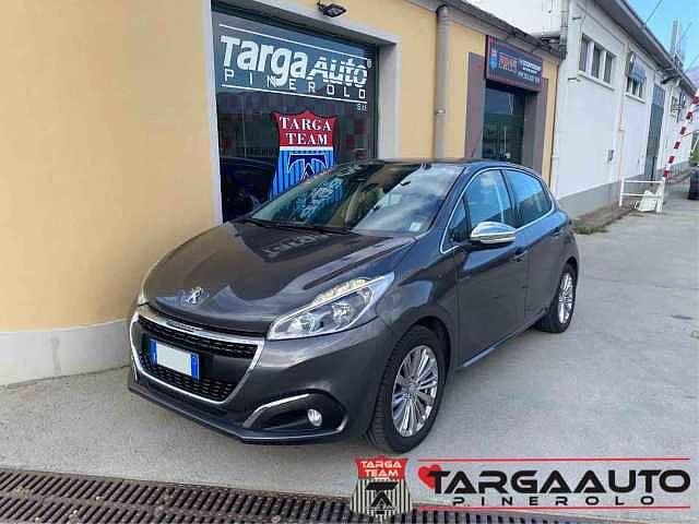 Peugeot 208 PureTech 82 5 porte Allure