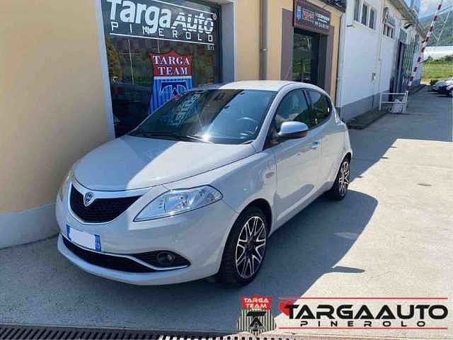 Lancia Ypsilon 1.2 69 CV 5 porte Mya da Targa Auto S.r.l.