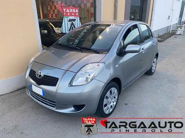 Toyota Yaris 1.0 5 porte Sol