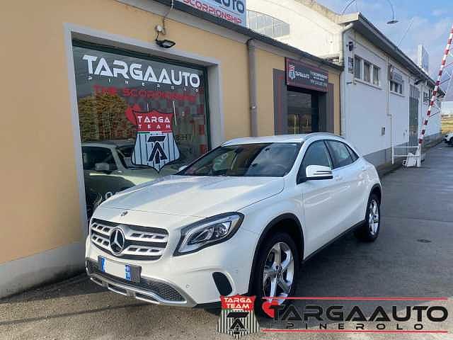 Mercedes-Benz GLA 200 d Automatic 4Matic Sport