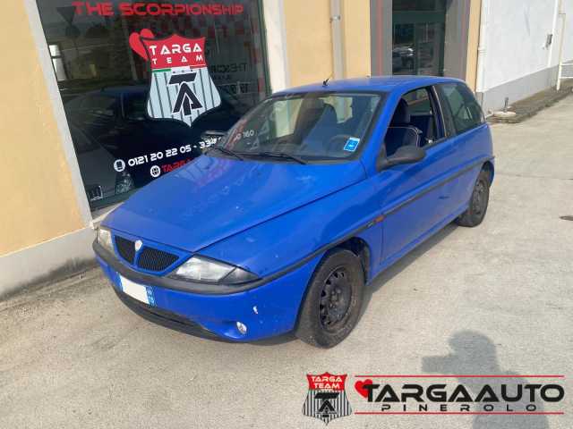 Lancia Y 1.1i cat Elefantino Blu