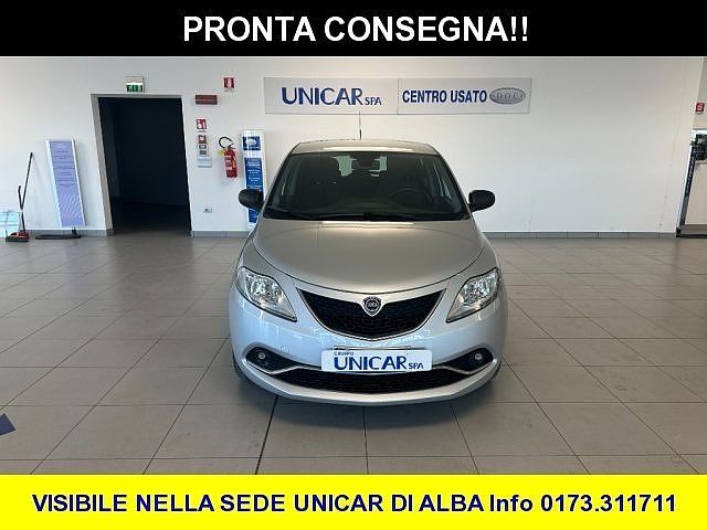 Lancia Ypsilon 1.3 MJT 16V 95 CV 5 porte S&S Silver