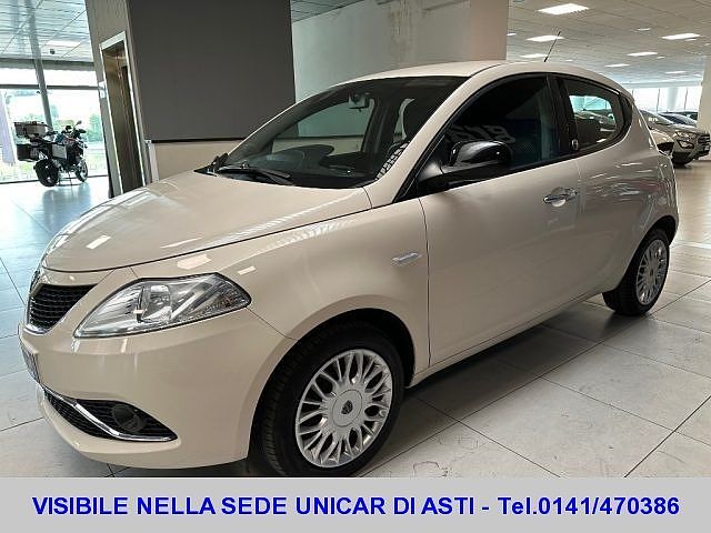 Lancia Ypsilon 1.2 69 CV 5 porte GPL Ecochic Silver